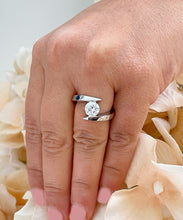 Load image into Gallery viewer, GIA Certified Round Cut Natural Engagement Ring Tension Set Propose Ring Solitaire Wedding Bridal Ring 14k Solid And Heavy White Gold 1.00ct