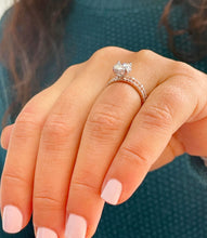 Load image into Gallery viewer, GIA Certified Natural Round Cut Diamond Engagement Ring And Matching Band Wedding Set 14k Solid Rose Gold Women's Bridal Set Rings 1.70ctw