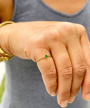 Load image into Gallery viewer, Round Cut Natural Green Emerald Ring 14K Solid Yellow Gold Minimalist Engagement Ring Solitaire Ring Wedding Ring Bridal Ring Gift 0.15ctw