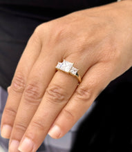 Load image into Gallery viewer, Three Stone Style Princess Cut Diamond Engagement Ring IGI Certified 14k Solid Yellow Gold Wedding Bridal Ring 3.00ct F-VS2