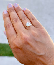 Load image into Gallery viewer, GIA Certified Natural Round Cut Diamonds Engagement Ring Crown Six Prong Setting Solitaire Wedding Bridal Ring Set In 14K Yellow Gold 1.00ct