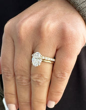 Load image into Gallery viewer, Oval cut Moissanite And Round Cut Natural Diamonds Sides Engagement Ring And Matching Band 14k Solid Yellow Gold Bridal Ring Solitaire 3.30