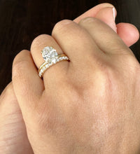 Load image into Gallery viewer, Oval cut Moissanite And Round Cut Natural Diamonds Sides Engagement Ring And Matching Band 14k Solid Yellow Gold Bridal Ring Solitaire 3.30