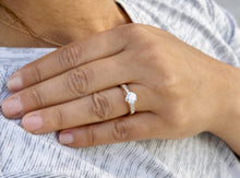 Load image into Gallery viewer, GIA Certified Round Cut Natural Diamond Engagement Ring Set In 14k Solid Yellow Gold Wedding Ring Prong Set Bridal Propose Ring 0.85ctw