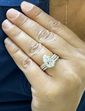 Load image into Gallery viewer, Pear Shape And Round Cut Diamonds Engagement Ring And Two Bands IGI Certified 14k Solid Yellow Gold Inner Halo Wedding Ring 4.00ctw F-VS2