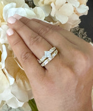 Load image into Gallery viewer, Kite Style Princess Cut And Round and Baguettes Cut Sides IGI Certified Diamond Engagement Ring And Band 14k Solid Yellow Gold 2.20ctw F-VS2