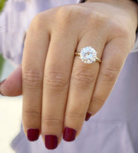 Load image into Gallery viewer, Round Cut Diamond Engagement Ring IGI Certified 5.00ct 14k Solid Yellow Gold Solitaire Style Bridal Ring Minimalist Wedding Ring G-VS2