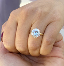 Load image into Gallery viewer, Round Cut Diamond Engagement Ring IGI Certified 5.00ct 14k Solid Yellow Gold Solitaire Style Bridal Ring Minimalist Wedding Ring G-VS2