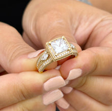 Load image into Gallery viewer, Princess Cut And Round And Marquise Cut Diamond Engagement Ring IGI Certified 14k Solid Yellow Gold Halo Style Wedding Ring 3.25ct G-VS2
