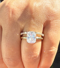 Load image into Gallery viewer, Oval, Round And Baguettes Cut Diamond Engagement Ring And Matching Band Solitaire Ring IGI Certified 14k Solid Yellow Gold Bridal Set 3.30ctw