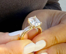 Load image into Gallery viewer, Oval, Round And Baguettes Cut Diamond Engagement Ring And Matching Band Solitaire Ring IGI Certified 14k Solid Yellow Gold Bridal Set 3.30ctw