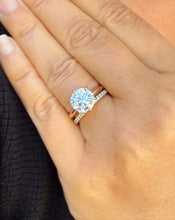 Load image into Gallery viewer, Round Cut Diamond Engagement Ring And Matching Band Solitaire IGI Certified Crown Set Style In 14k Solid Rose Gold Wedding Bridal Ring 3.20ctw