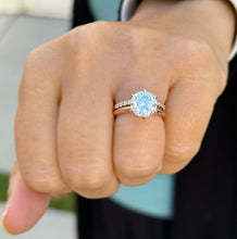 Load image into Gallery viewer, Round Cut Diamond Engagement Ring And Matching Band Solitaire IGI Certified Crown Set Style In 14k Solid Rose Gold Wedding Bridal Ring 3.20ctw