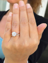 Load image into Gallery viewer, Round Cut Diamond Engagement Ring And Matching Band Solitaire IGI Certified Crown Set Style In 14k Solid Rose Gold Wedding Bridal Ring 3.20ctw