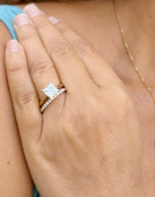 Load image into Gallery viewer, Princess Cut Diamond Solitaire Engagement Ring And Matching Band IGI Certified Bridal Set Solitaire Wedding Set 14k Solid Yellow Gold 2.25