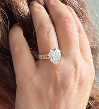 Load image into Gallery viewer, Oval Shape Moissanite And Round Cut Sides Engagement Ring And Matching Band 14k Yellow Gold Bridal Ring Solitaire Wedding Ring 5.30ctw