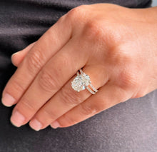 Load image into Gallery viewer, Oval Shape Moissanite And Round Cut Sides Engagement Ring And Matching Band 14k Yellow Gold Bridal Ring Solitaire Wedding Ring 5.30ctw