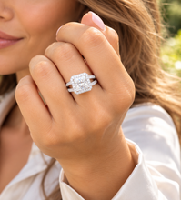 Load image into Gallery viewer, Princess Cut And Round Cut Diamond Engagement Ring IGI Certified 14k White Gold Halo Antique Style Wedding Ring 3.70ct G-VS2