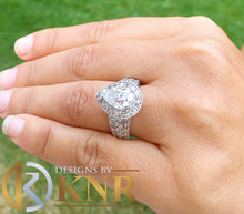 Load image into Gallery viewer, Pear Shape Moissanite And Round Cut Sides Engagement Ring Halo Prong Set Style 14k Solid White Gold Bridal Wedding Ring Filigree 4.40ctw