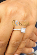 Load image into Gallery viewer, IGI Certified Princess Cut Center And Round Cut Sides Diamond Engagement Ring Minimalist Wedding Anniversary Ring 14k Solid White Gold 1.70