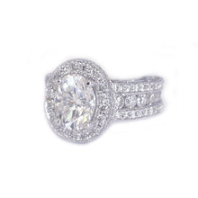 Load image into Gallery viewer, Oval Shape Moissanite And Round Cvd Diamond Engagement Ring Bridal Wedding Ring Halo Ring For Her Right Hand Ring 14K Solid White Gold 4.00