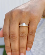 Load image into Gallery viewer, Round Cut Diamond Engagement Ring IGI Certified 14k Solid Yellow Gold Wedding Ring Prong Set Bridal Propose Ring 1.15ctw F-VS2
