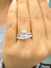 Load image into Gallery viewer, Elongated Cushion Cut And Round Cut Sides Diamond Engagement Ring And Matching Band IGI Certified 14K Solid Yellow Gold Wedding Ring 5.00ctw