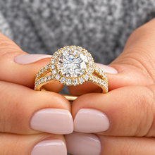 Load image into Gallery viewer, Round Cut Moissanite Halo Split Shank Engagement Ring 14K Gold 2.20 CTW