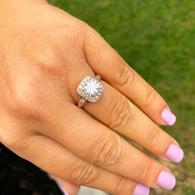 Load image into Gallery viewer, GIA/IGI Certified 14k Solid Rose Gold Round And Baguettes Cut Diamond Engagement Ring Halo 1.70ctw F-VS2