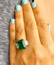 Load image into Gallery viewer, HUGE 14k solid white gold natural green emerald and natural round and cushion cut diamonds ring, bridal, engagement, wedding 6.50ct