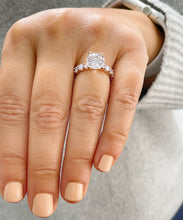 Load image into Gallery viewer, 14K Solid Rose Gold Round Cut Moissanites Engagment Ring Eternity Style Prong Set 4.00ctw