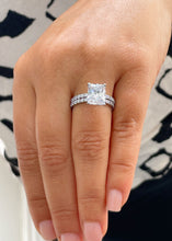 Load image into Gallery viewer, Stunning 5.50ct set in 14k Solid White Gold Radiant Cut Moissanite Engagement Ring And Band bridal set