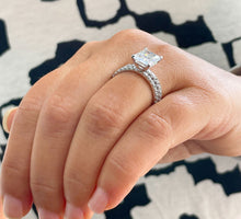 Load image into Gallery viewer, Stunning 5.50ct set in 14k Solid White Gold Radiant Cut Moissanite Engagement Ring And Band bridal set