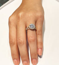 Load image into Gallery viewer, GIA/IGI Certified 14k Solid Yellow Gold Round Cut Diamond Engagement Ring Halo Style Prong Set 2.20ctw F-VS2