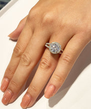 Load image into Gallery viewer, 14k Solid Yellow Gold Round Cut Natural Diamond Engagement Ring Halo 2.20ct