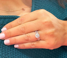 Load image into Gallery viewer, 14k Solid Rose Gold Round Cut Forever One Moissanite and Natural Diamond Engagement Ring And Band Bridal Wedding 2.10ct