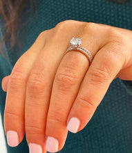 Load image into Gallery viewer, 14k Solid Rose Gold Round Cut Forever One Moissanite and Natural Diamond Engagement Ring And Band Bridal Wedding 2.10ct