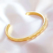 Load image into Gallery viewer, 14K or 18K Solid and Very Heavy White / Yellow / Or Rose Gold Men's Cuff Bangle 6mm Width Knife Cut Edges