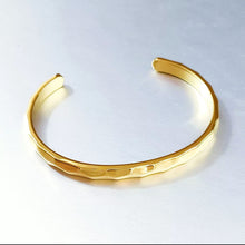 Load image into Gallery viewer, 14K or 18K Solid and Very Heavy White / Yellow / Or Rose Gold Men's Cuff Bangle 6mm Width Knife Cut Edges