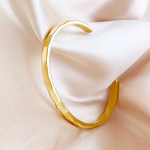 Load image into Gallery viewer, 14K or 18K Solid and Very Heavy White / Yellow / Or Rose Gold Men's Cuff Bangle 6mm Width Knife Cut Edges