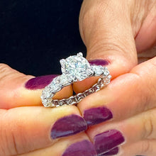 Load image into Gallery viewer, 14k Solid White Gold Round Cut Moissanite And Natural Round Cut Diamonds Engagement Ring Bridal Eternity Prong Set 4.00ctw