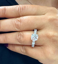 Load image into Gallery viewer, 14K Solid White Gold Round Cut Moissanites Engagment Ring Eternity Style Prong Set 4.00ctw