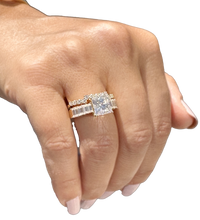 Load image into Gallery viewer, Princess Cut And Emerald Baguettes and Round Cut Sides Moissanite Engagement Ring And Matching Band 14k Solid Yellow Gold Wedding Set 4.25ct
