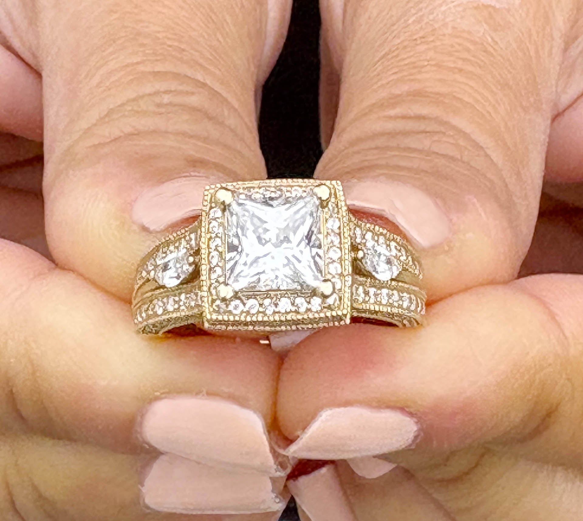 Princess style wedding rings | Honestweddingadvice.com