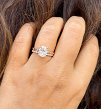 Load image into Gallery viewer, Cushion Cut And Round Cut Sides Diamond IGI Certified Engagement Ring And Matching Band 14k Solid Rose Gold Halo Wedding Ring 3.20ctw G-VS2
