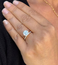 Load image into Gallery viewer, Round Cut Diamond Engagement Ring And Matching Band Solitaire IGI Certified Crown Set Style In 14k Solid Rose Gold Wedding Bridal Ring 3.20ctw
