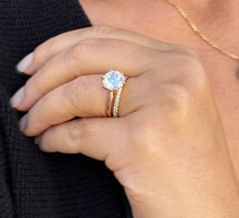 Load image into Gallery viewer, Round Cut Diamond Engagement Ring And Matching Band Solitaire IGI Certified Crown Set Style In 14k Solid Rose Gold Wedding Bridal Ring 3.20ctw
