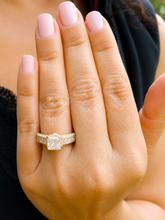 Load image into Gallery viewer, Princess Cut Center And Round Cut Sides Diamond Engagement Ring Prong Set Wedding Bridal Ring IGI Certified 14k Solid Yellow Gold 2.50ctw
