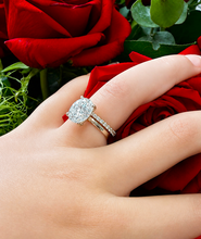 Load image into Gallery viewer, Oval cut Moissanite And Round Cut Sides Engagement Ring And Matching Band 14k Solid Yellow Gold Bridal Ring Solitaire Wedding Ring 5.20ctw
