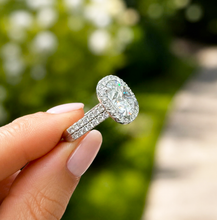 Load image into Gallery viewer, Round Cut Diamond Engagement Ring IGI Certified 14k Solid White Gold Halo Wedding ring Split shank Bridal Ring 5.70ct G-VS2
